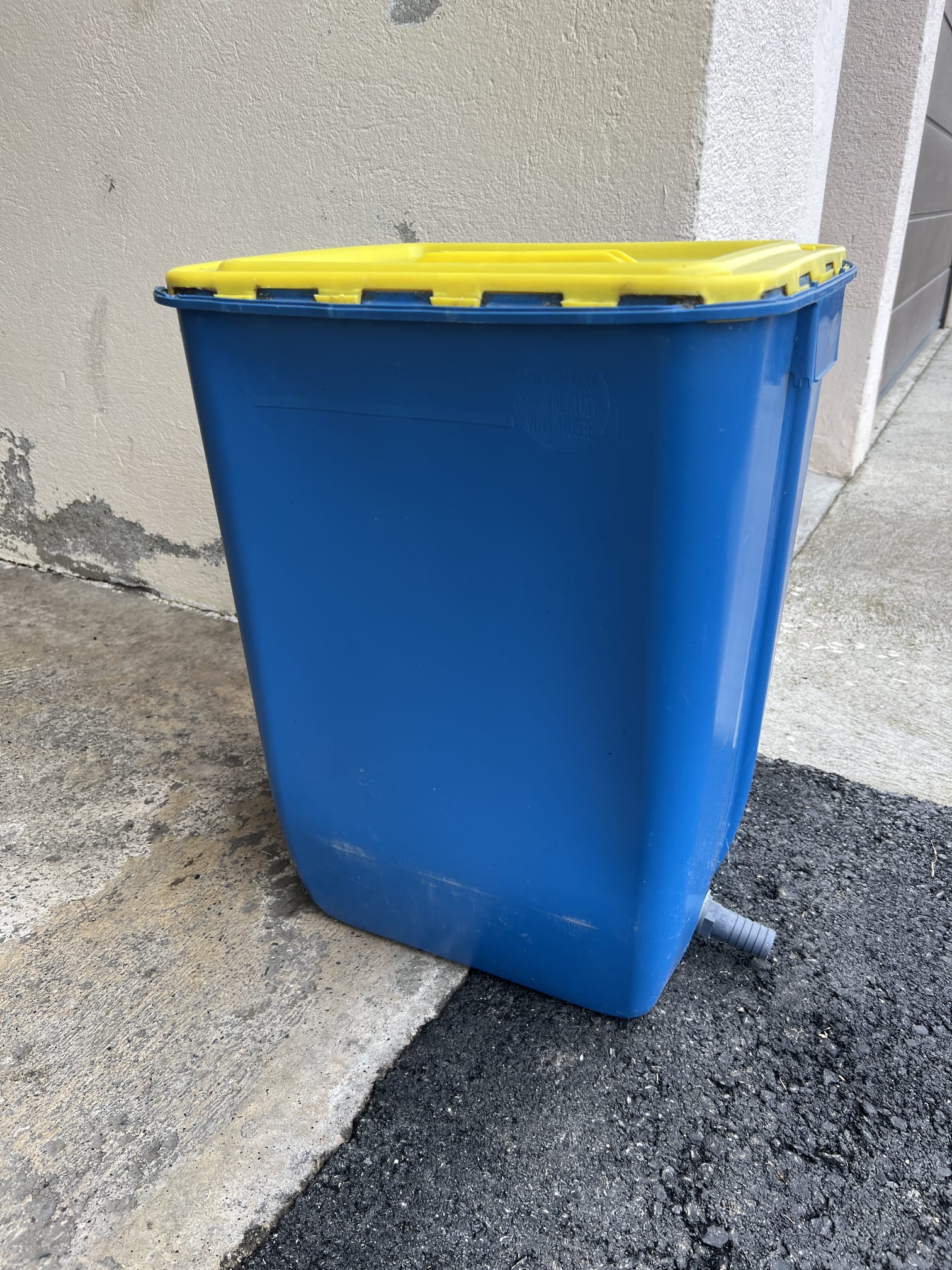  Appareil pour fondre la cire 110.- par Bernard Pasquier 079 216 18 11 